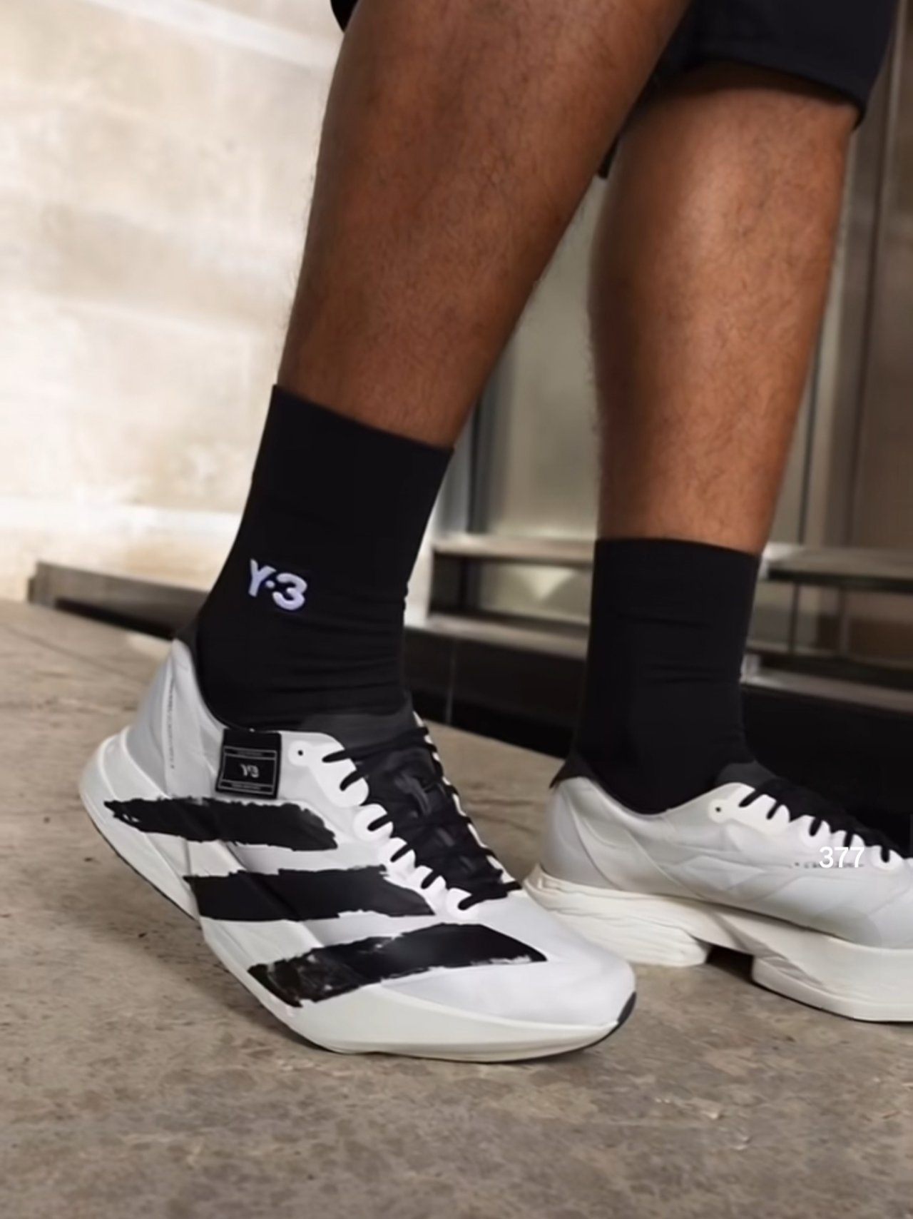 Y-3 아디오스 프로 4.투