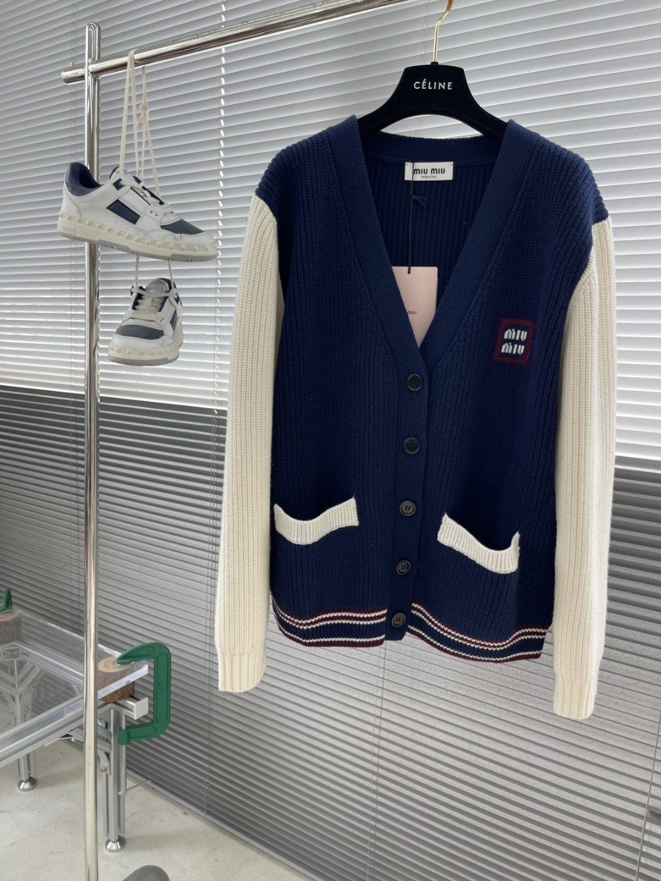 미* 와펜 울캐시 가디건.ㅂ