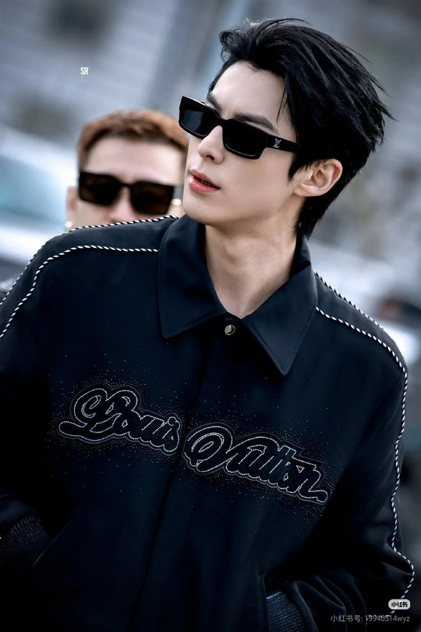 L* 엠벨리시드 붐버자켓.b