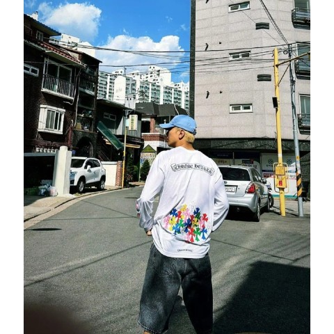 크*하츠 멀티 세메터리 롱슬리브 티셔츠