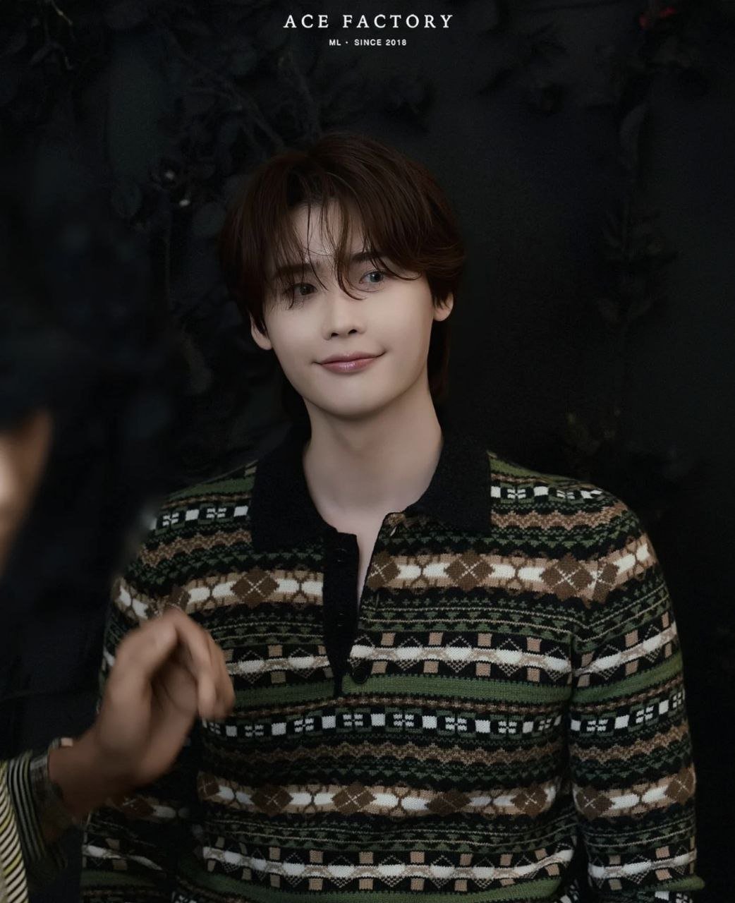 로에* 25 멀티컬러 울 폴로 스웨터.i