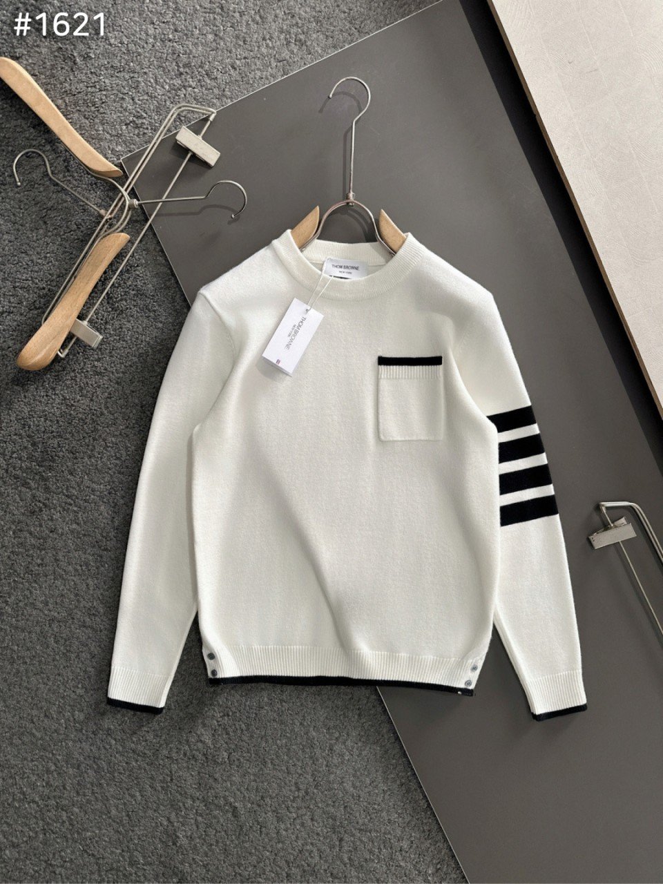 톰*** 밀라노 스티치 티핑 크루넥 니트(아이).유