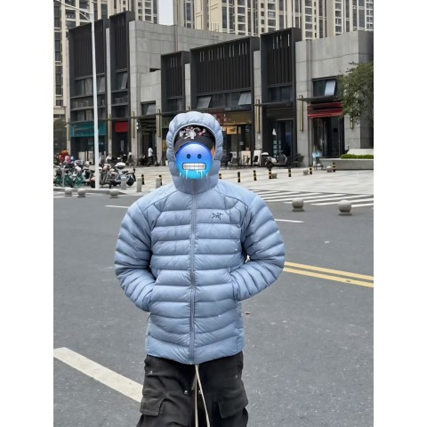 아**** CERIUM (세륨) 경량 후디 패딩.n