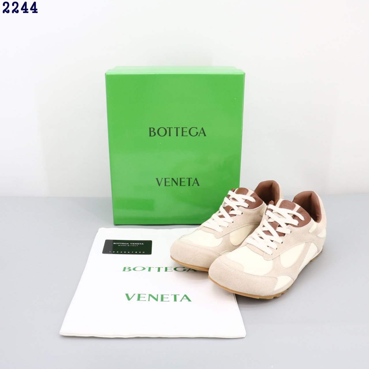 보** 오르빗 플래시 스니커즈.귀