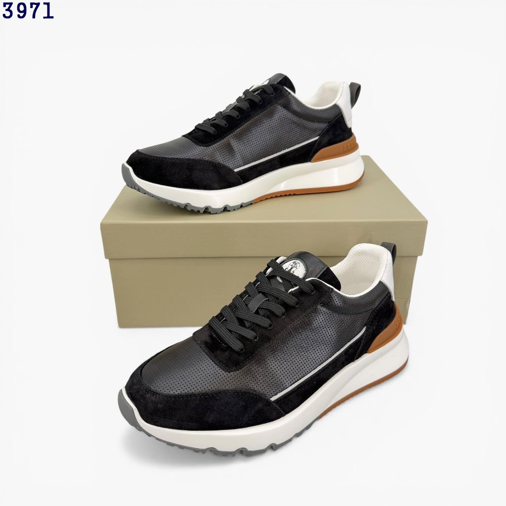 브**로 쿠치넬리 레더 코트 스니커즈.ㄱ