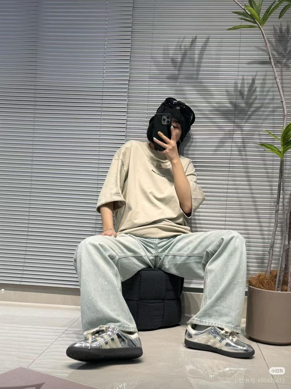 발* 26 자수 로고 티셔츠.n