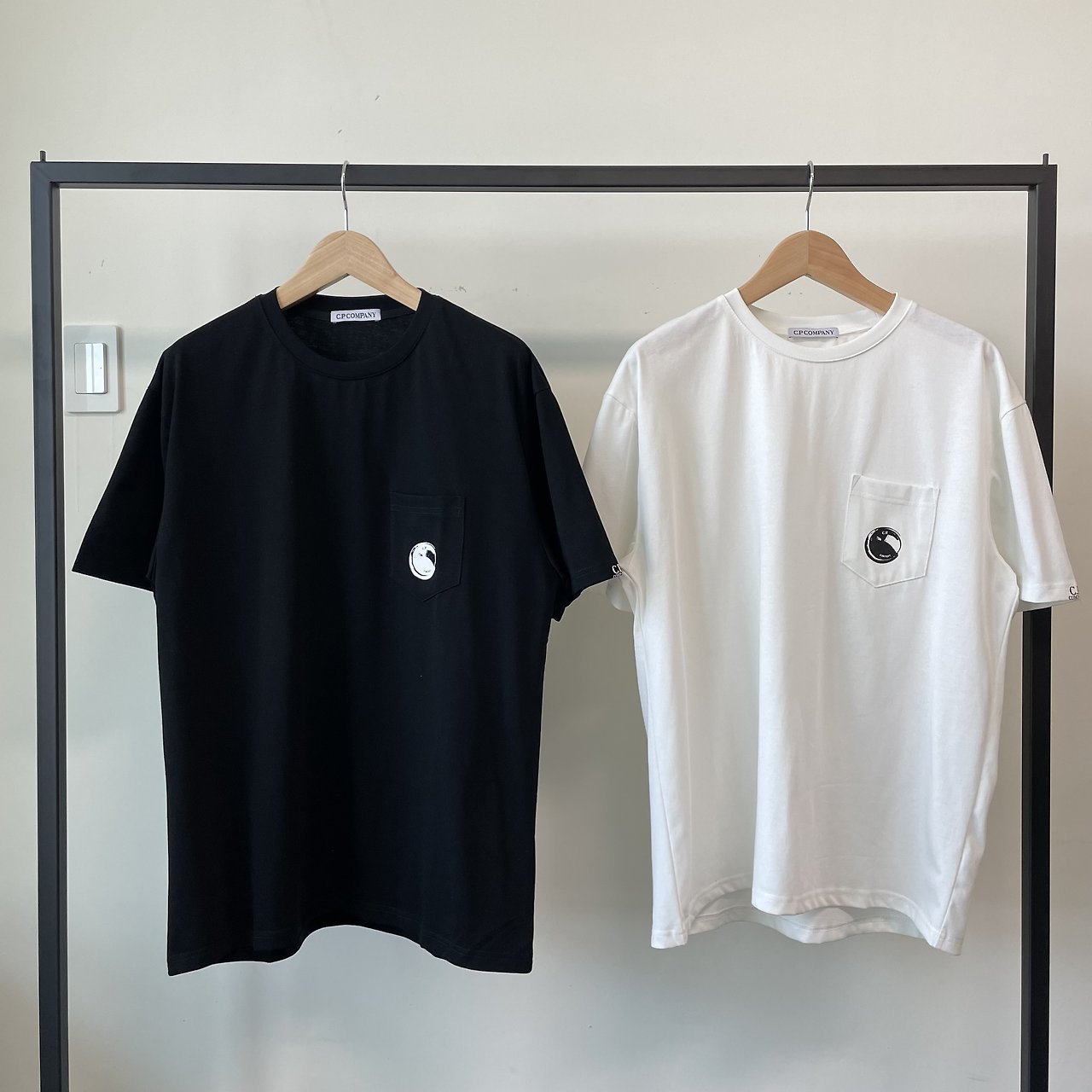 C.*. Company 렌즈 포켓 반팔 티셔츠 .l